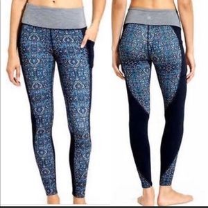 Athleta High Rise Tapestry Chaturanga Tight Sz MT